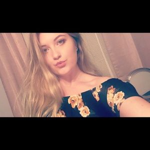 Meet your Posher, Lauren